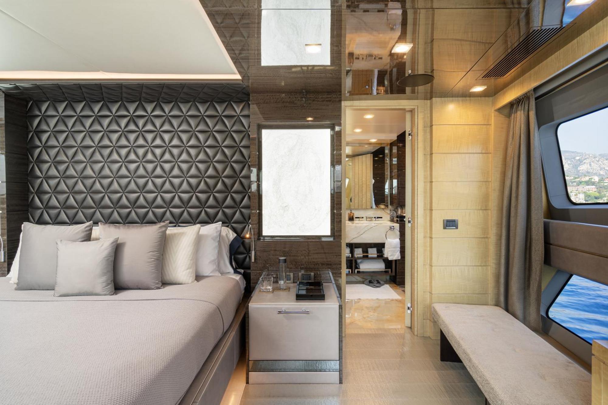 C-hotels Edesia Botel